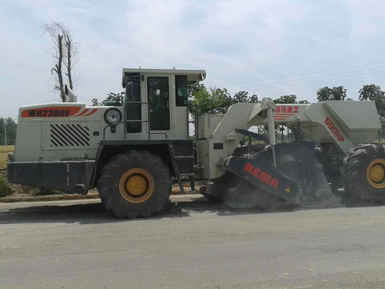WR2300V，淮陽省道冷再生